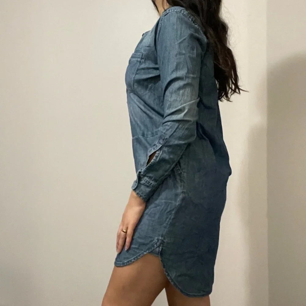 ✨ Joe Fresh Blue Jeans Shirt  Dress! Woman’s Size Small ✨ - Picture 3 of 10